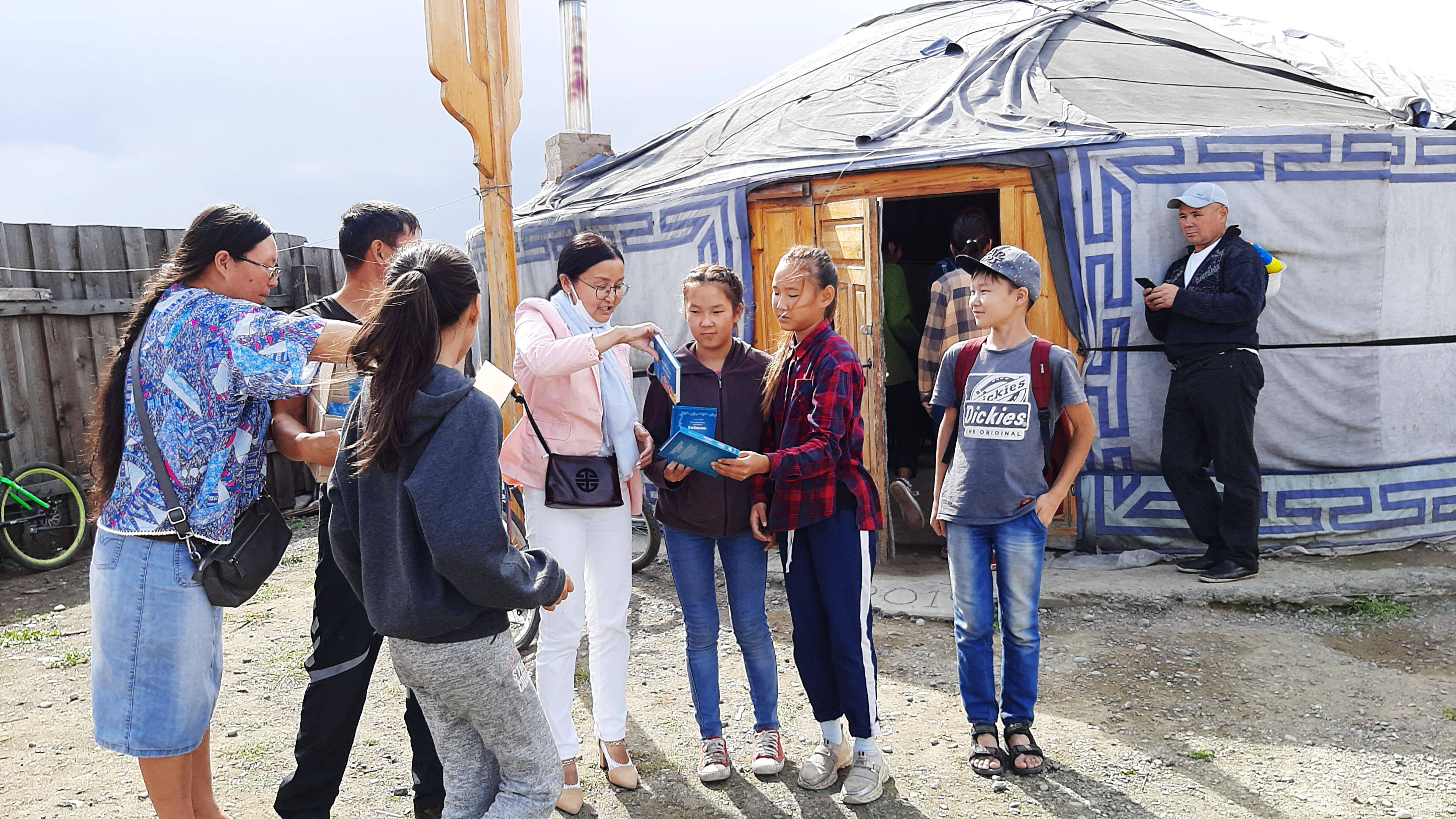 俄罗斯图瓦共和国为什么要独立?图瓦人是蒙古族吗?我国的图瓦人