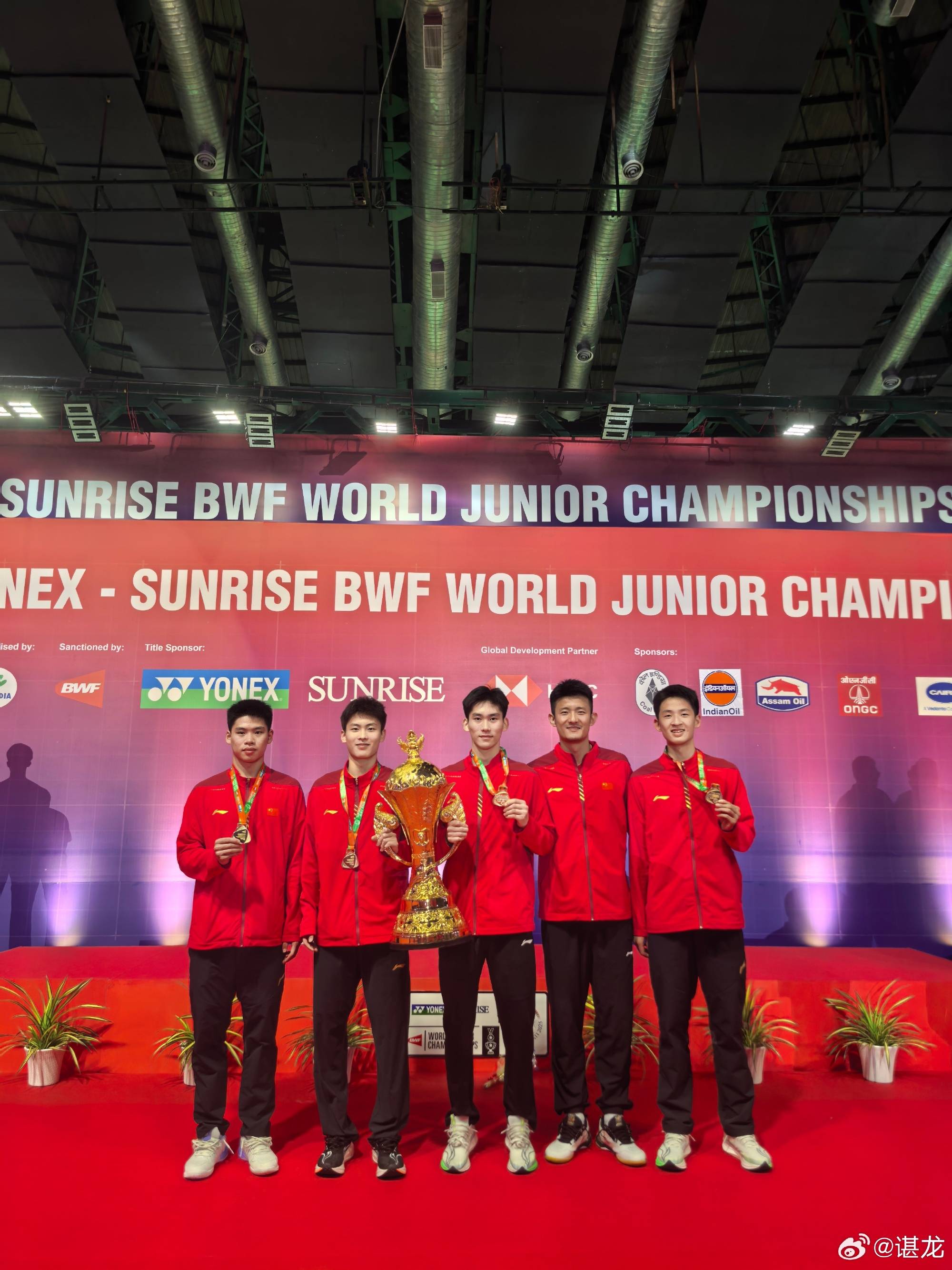 奥运冠军的魔力上任仅10个月就率国羽登顶谌龙培养下一代球王