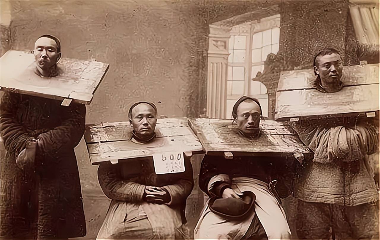 视频,获取信息,观看时也能保持一定距离,遇到血腥场面时可以随时切换