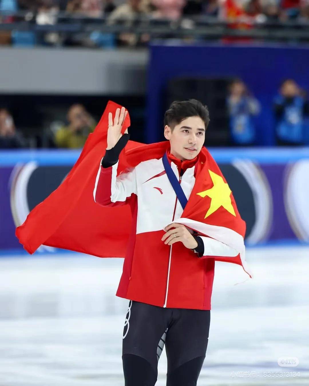 从匈牙利的冬奥冠军到中国的顶尖选手刘少昂的每一步都充满了挑战与