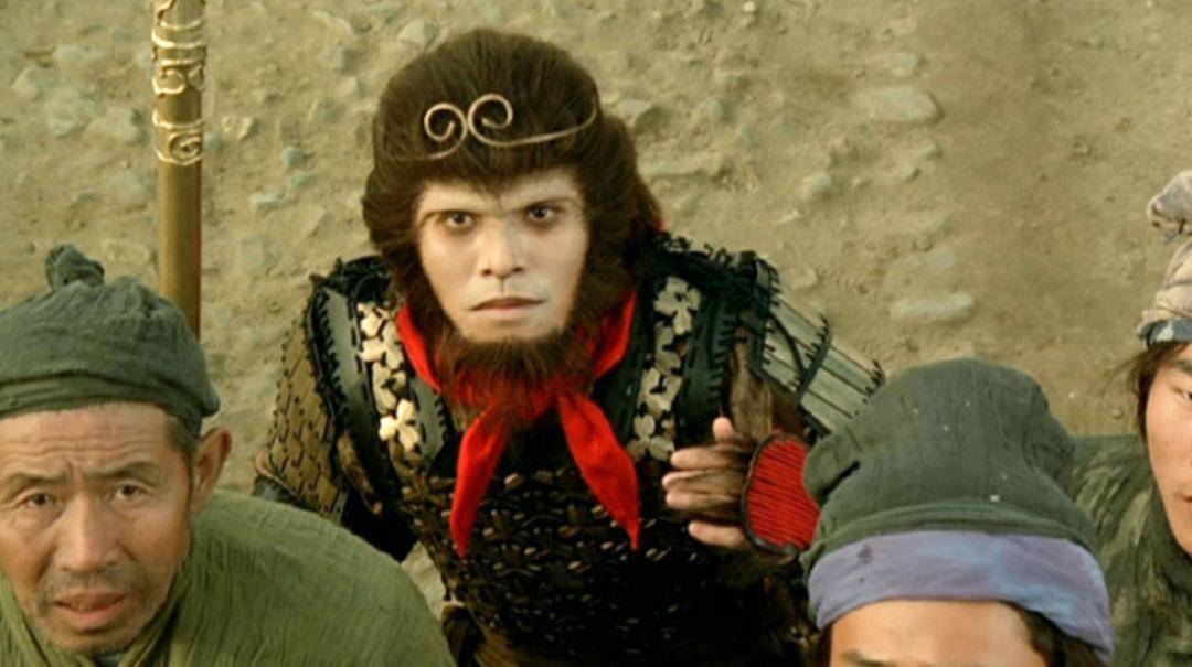 事业上她是盘丝大仙的得意弟子,那叫一个牛气冲天