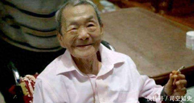 她是缅甸最大女毒枭,烟不离手,4岁就会用枪,被称"女皇帝"