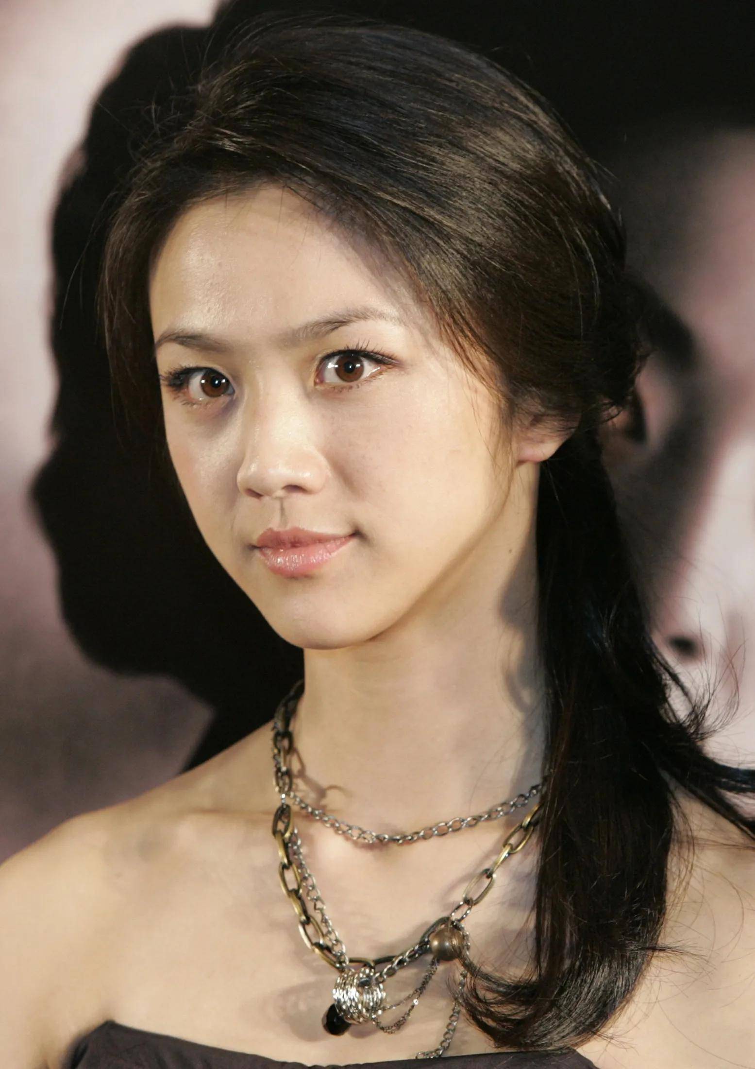 风月女神汤唯大家只看到我脱了衣服却没看到我背后的付出
