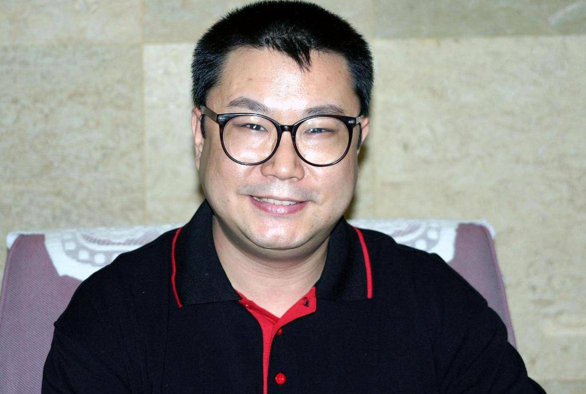 善恶有报!55岁尹相杰,从辉煌到变成"笑话"的人生