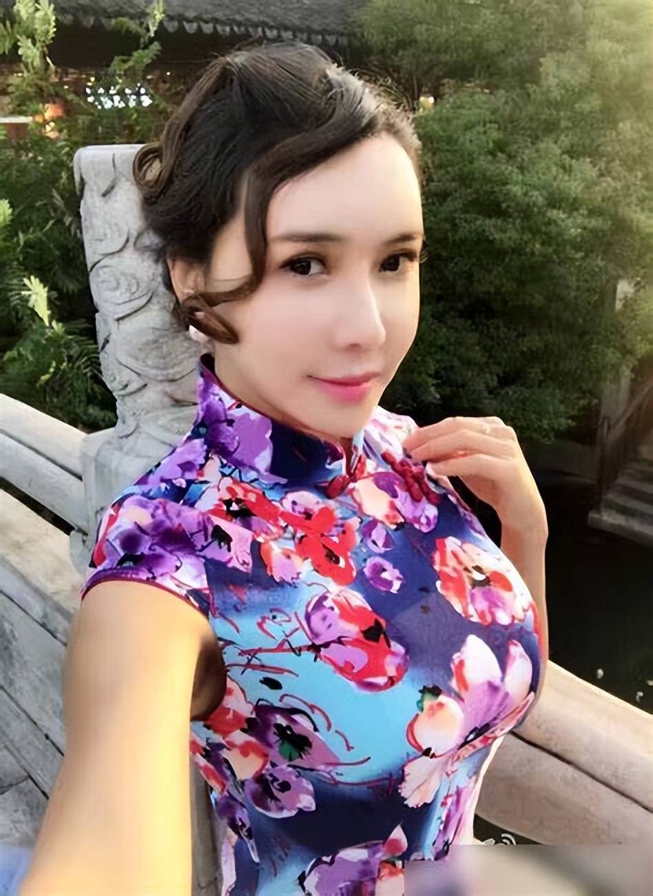 金瓶梅"龚玥菲":身材堪称精品,凹凸有致,火辣爆棚!