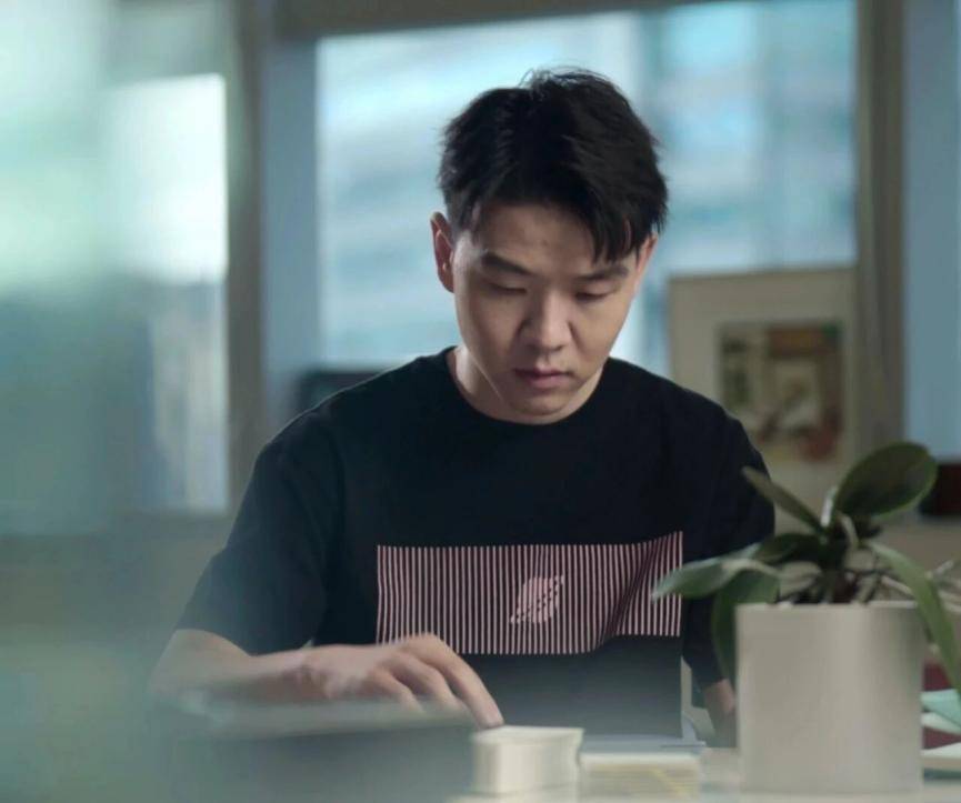 星光不负,码向未来 ———选择鸿蒙的800万种可能(图8) 星光不负,码向未来 ———选择鸿蒙的800万种可能(图8)