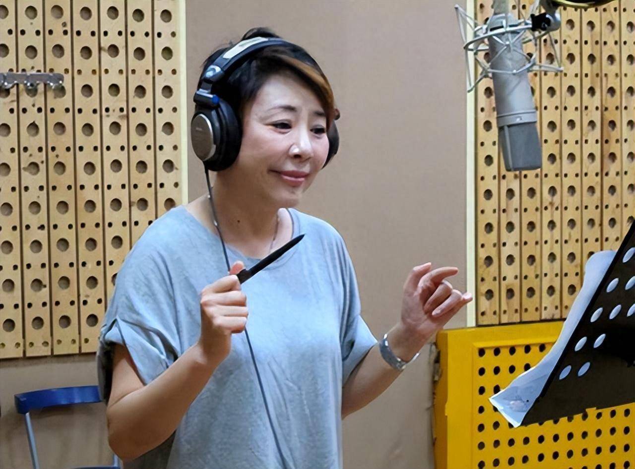 赵本山御用歌手衡越:错付10年青春被抛弃,儿子生父成谜