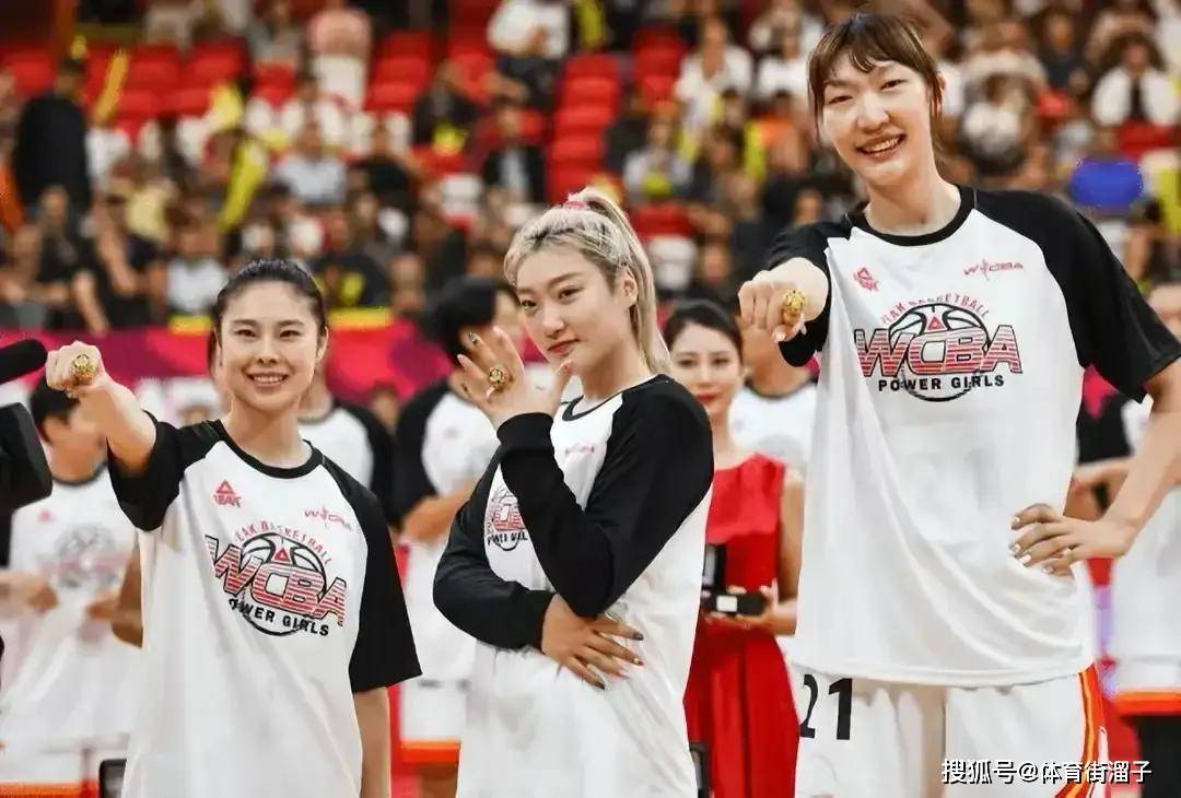 女篮最新消息!李梦、王思雨备战全运会,世预赛李梦或回归