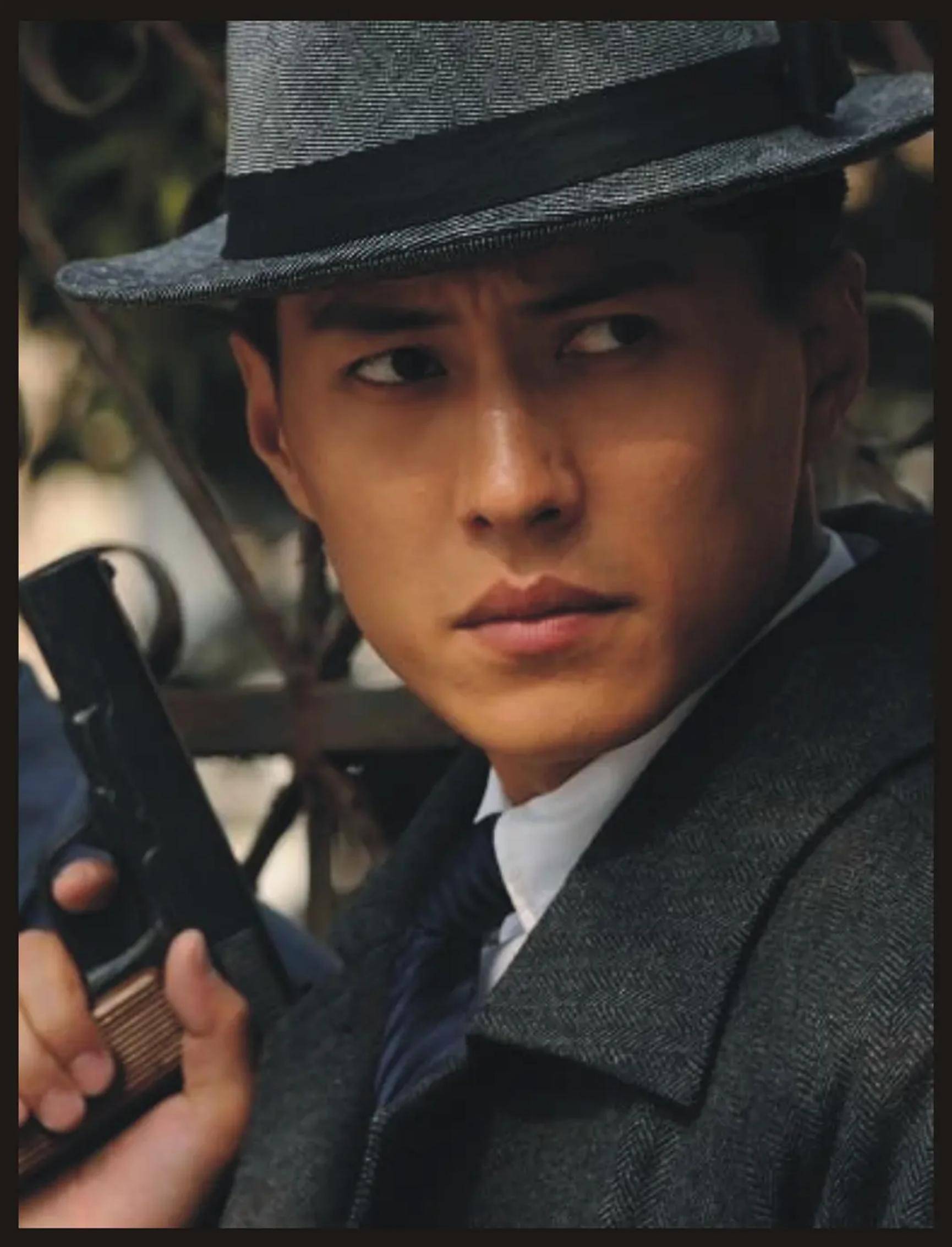 靳东:和离过婚的江珊同居5年,却为何转身娶了二婚的李佳?