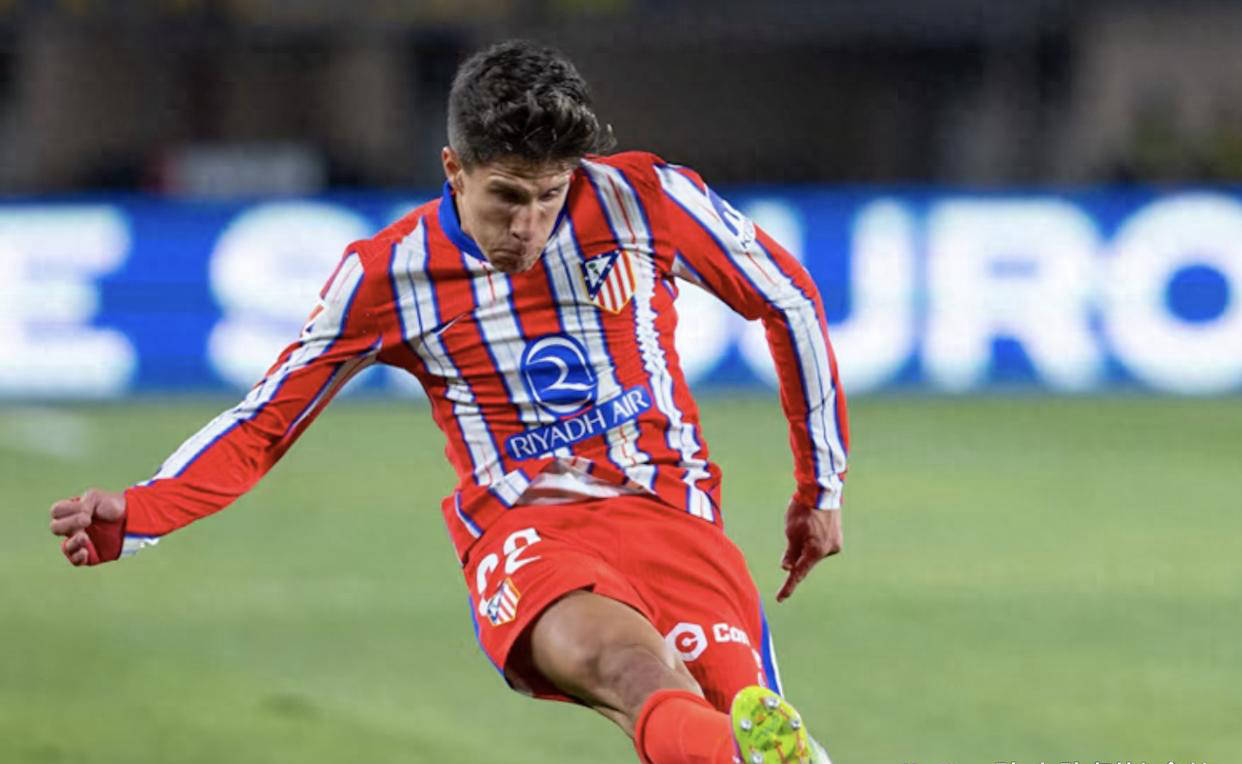 小西蒙尼：9球12助！阿根廷新锐国脚身价飙升3200万，稳固世界杯位置