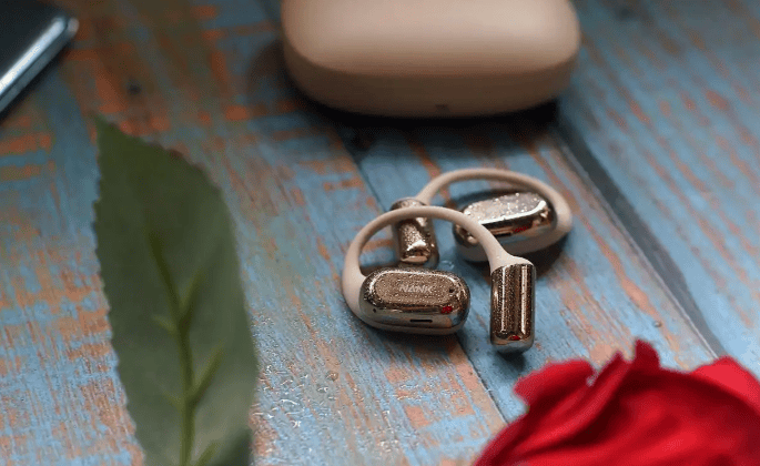 开放式耳机舒适度怎么样?2025双十一耳机舒适度排行榜前十名