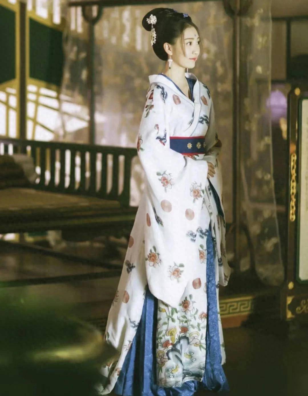 当我们从赵瑟瑟的视角打开东宫,那真的是史上最惨女配啊!