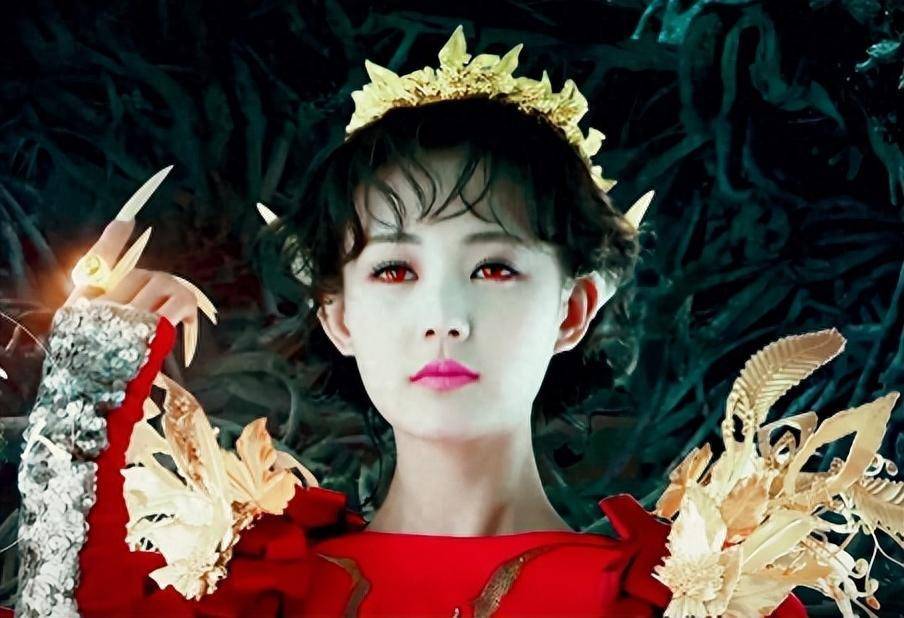 李一桐,出道7年不温不火,只因为缺了一双挑剧本的慧眼