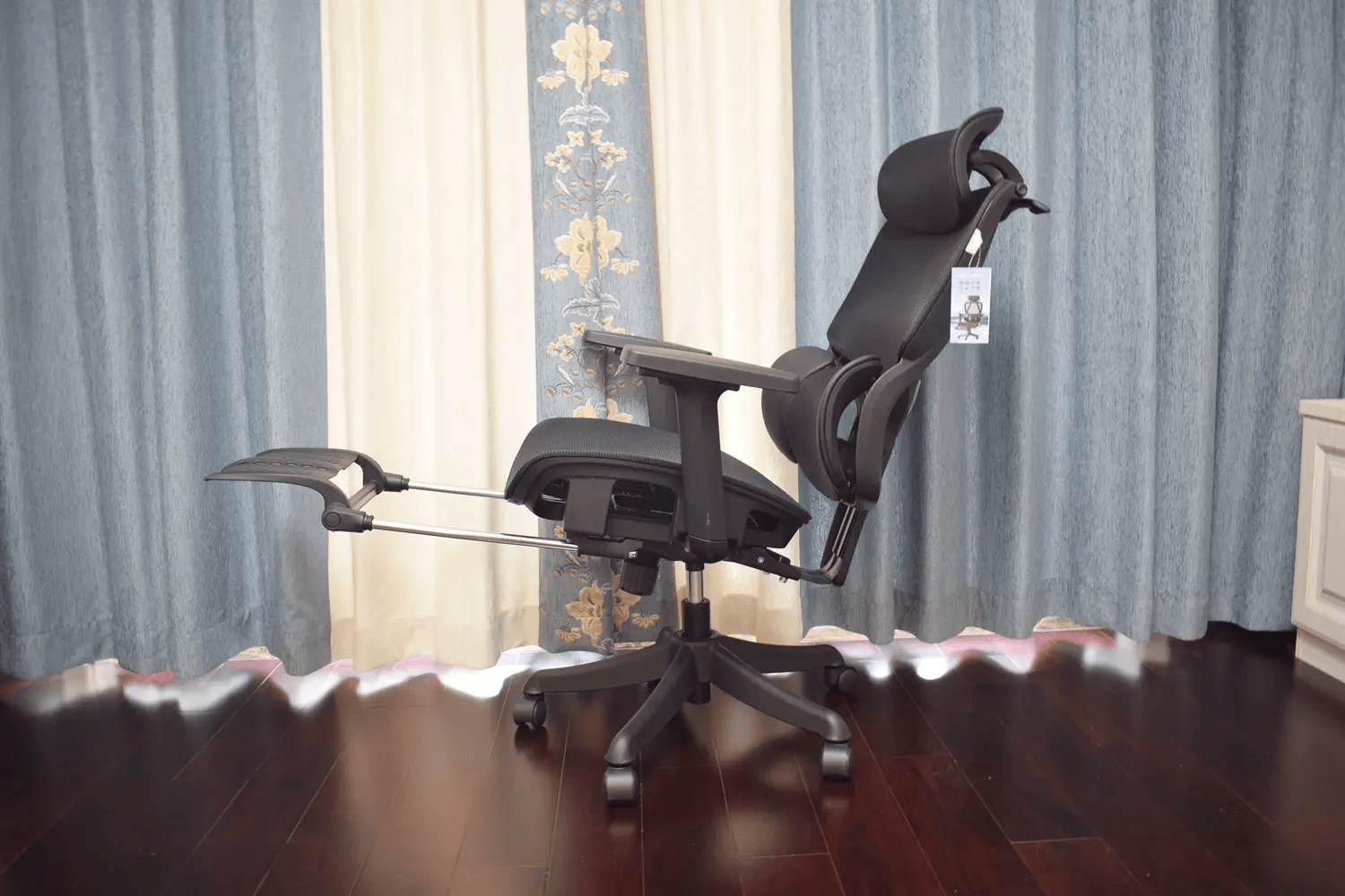 人体工学椅哪个牌子比较好？2025权威测评：人体工学椅推荐排行榜第一名