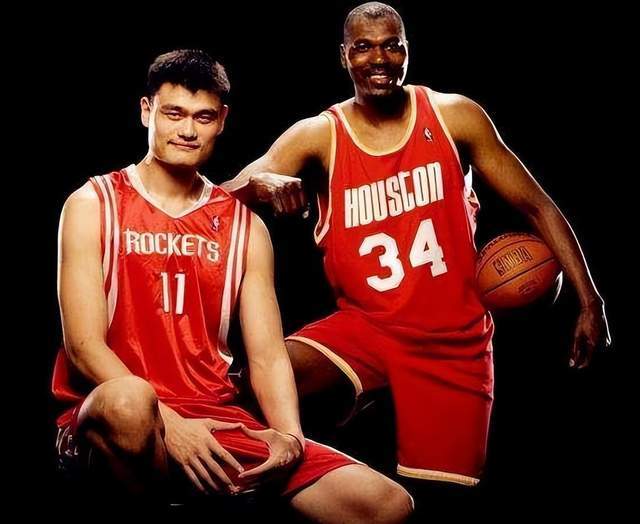 火箭给姚明添堵!杜兰特18罚37分难救乌度卡,休城双星现原形 火箭给姚明添堵!杜兰特18罚37分难救乌度卡,休城双星现原形