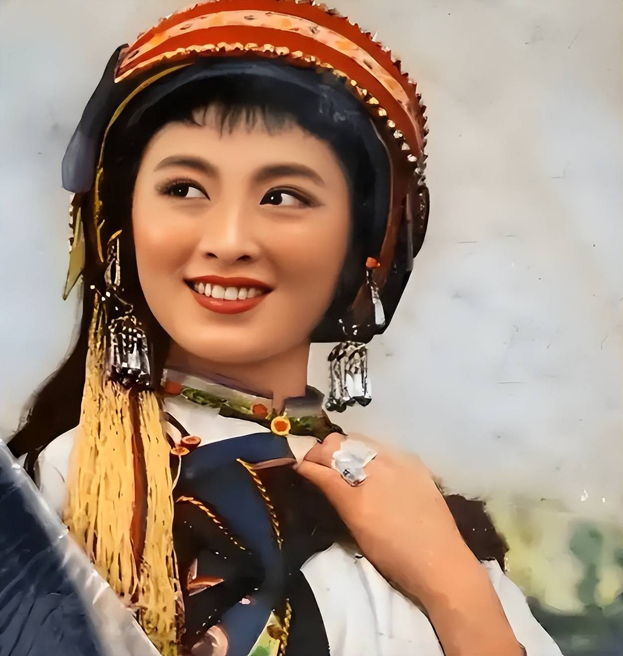 杨丽坤是顶级美人?看看杨丽坤的真实照片就知道她有多美了