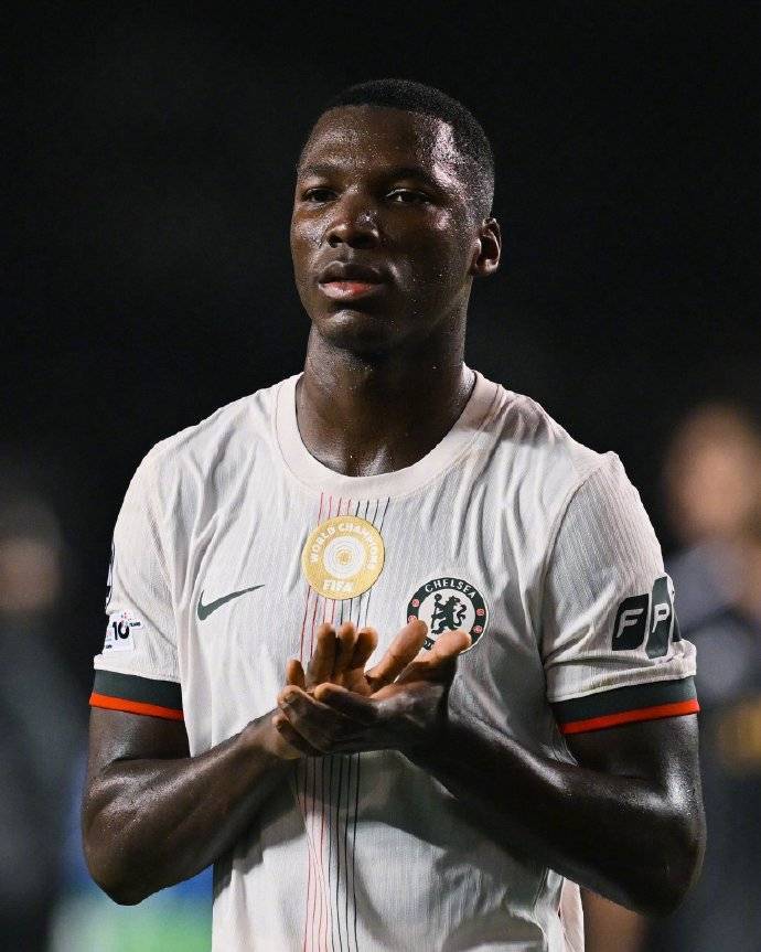 欧冠切尔西2比2卡拉巴赫,加纳乔替补救主,轮换双刃剑需解决