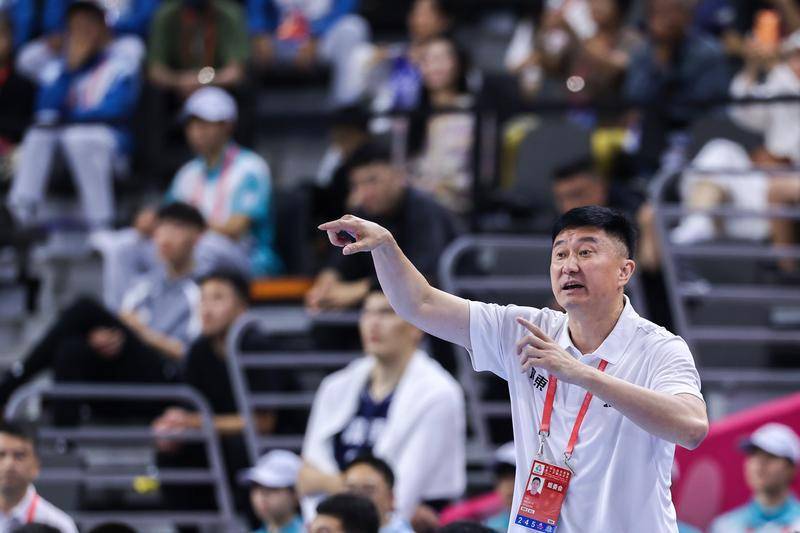 杜锋不挑对手未考虑净胜分 赵睿：我们要超越的是自己