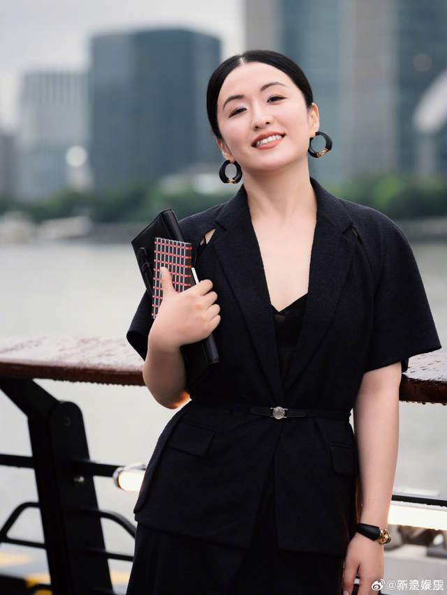 警方通报秦雯自称袭警后通过关系被放行：过程合法合规，并无不当 插图4