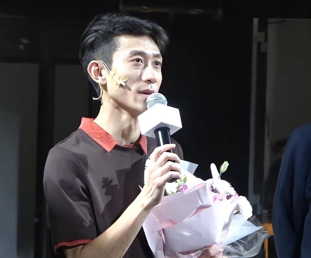 十年河东十年河西,33岁张一山终于长开了,杨紫要"避嫌"了