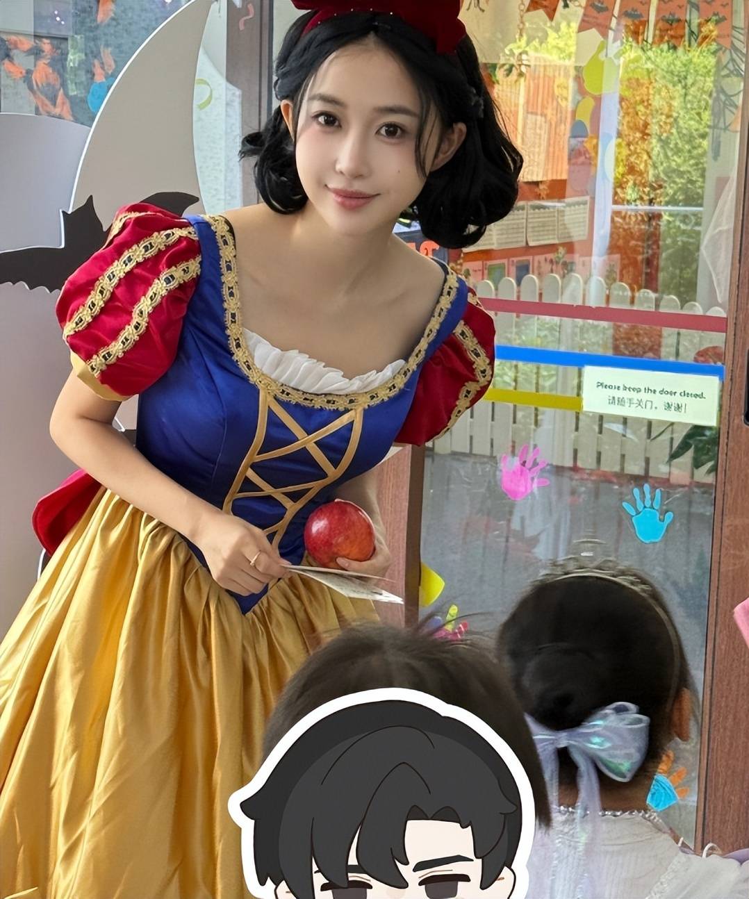 45岁潘玮柏好福气!34岁老婆宣云温柔又独立,5岁女儿乖巧又可爱