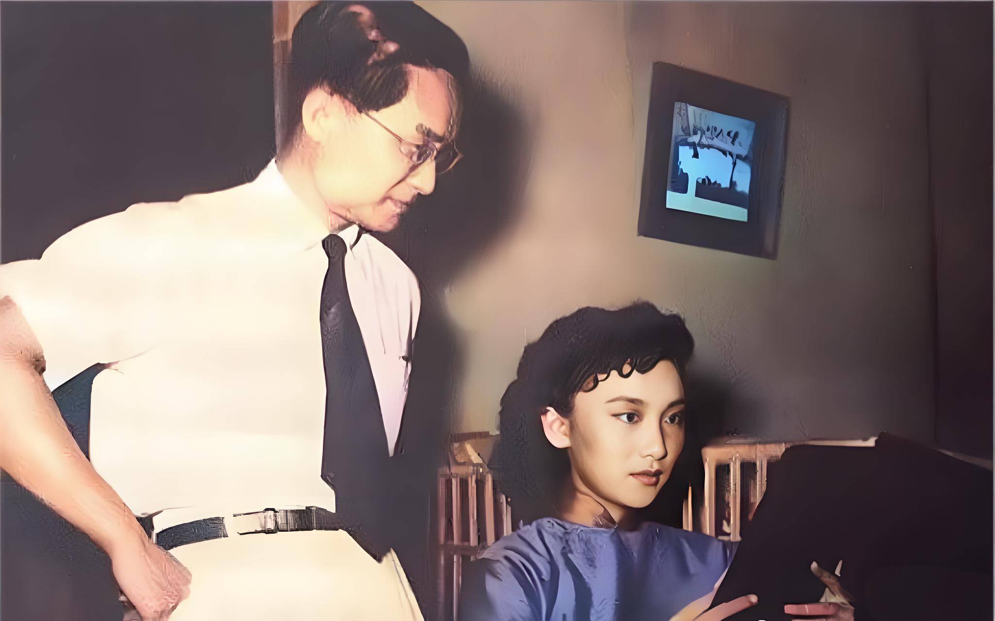 1979年,在廖承志的邀请下,夏梦重新回到电影圈,创办了青鸟影业