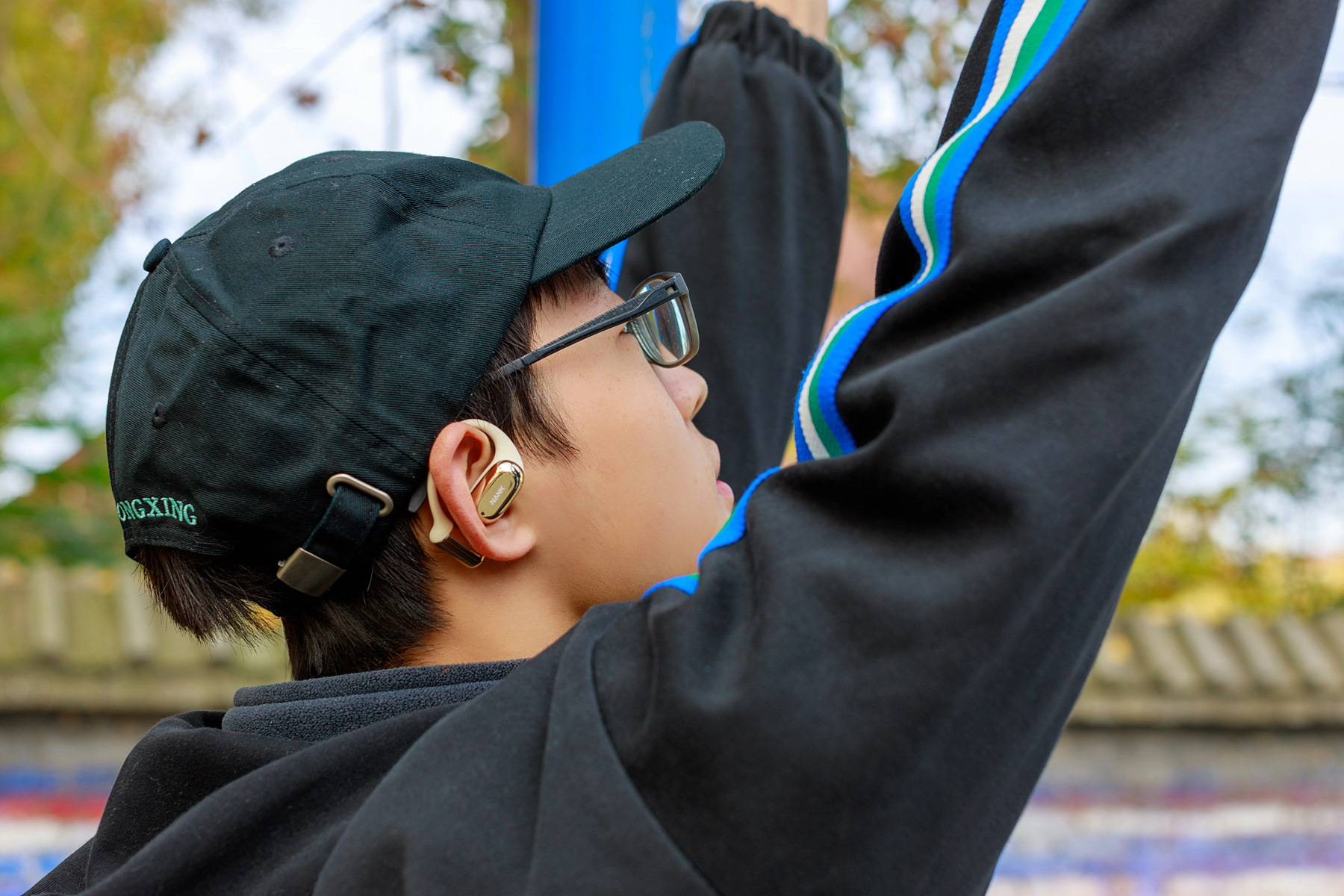 AI技术与声学设计的完美融合,南卡OE Mix2开放式AI耳机深度体验