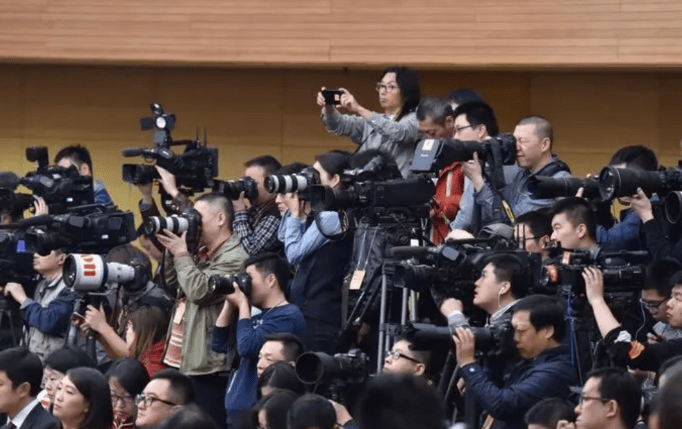 无线领夹麦克风十大品牌：收音麦克风哪个牌子好？麦克风品牌推荐