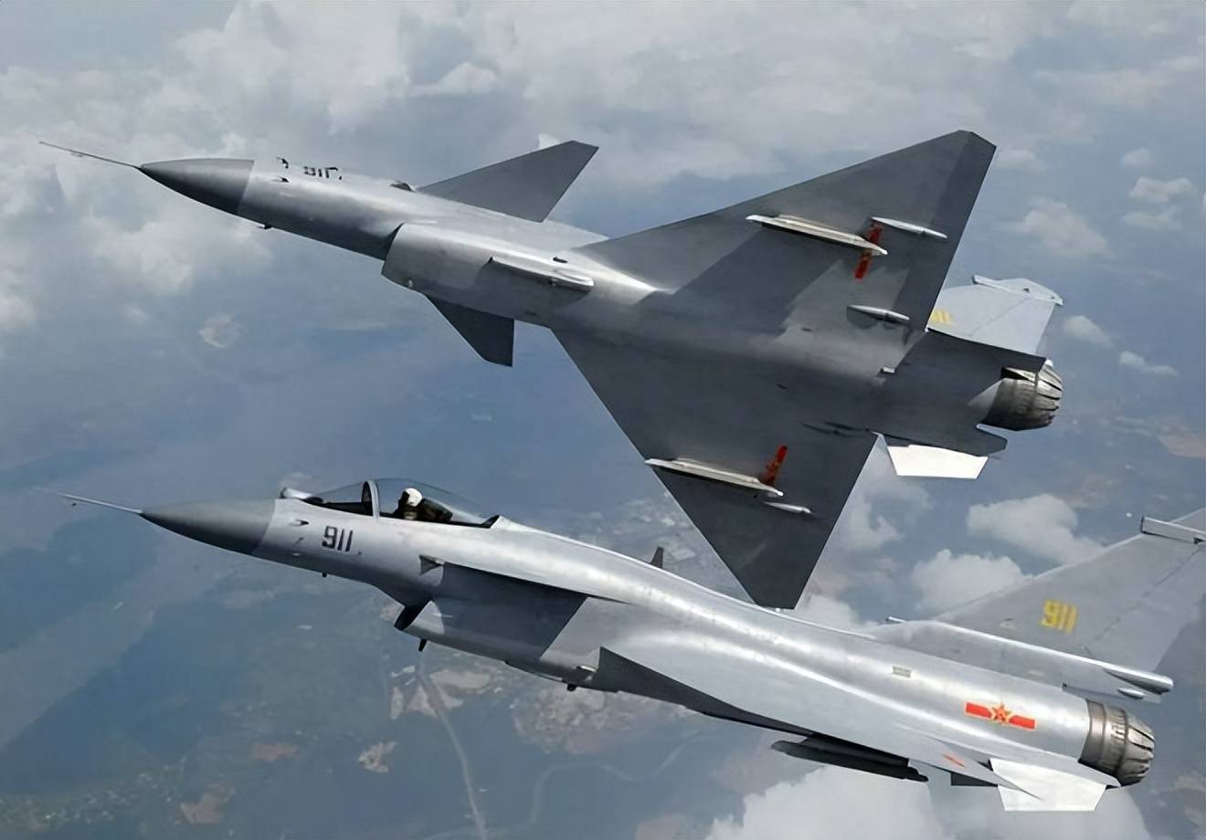 南亚局势紧张升级！巴基斯坦宣布双线备战，歼-10C面临严峻挑