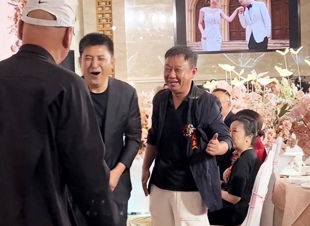 国家一级演员邵峰:为救身患不治之症妻子倾家荡产,如今他怎样了