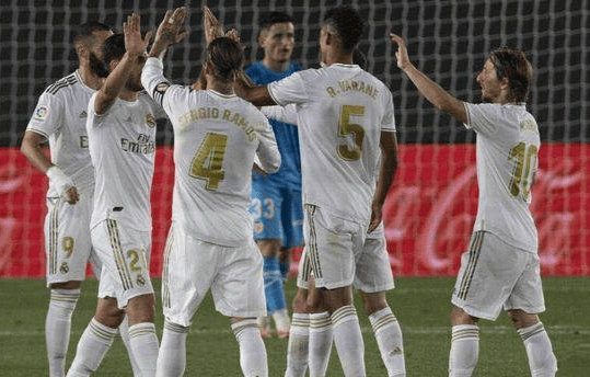 西甲：比利亚雷亚尔VS马洛卡全方位赛事分析与比分预测