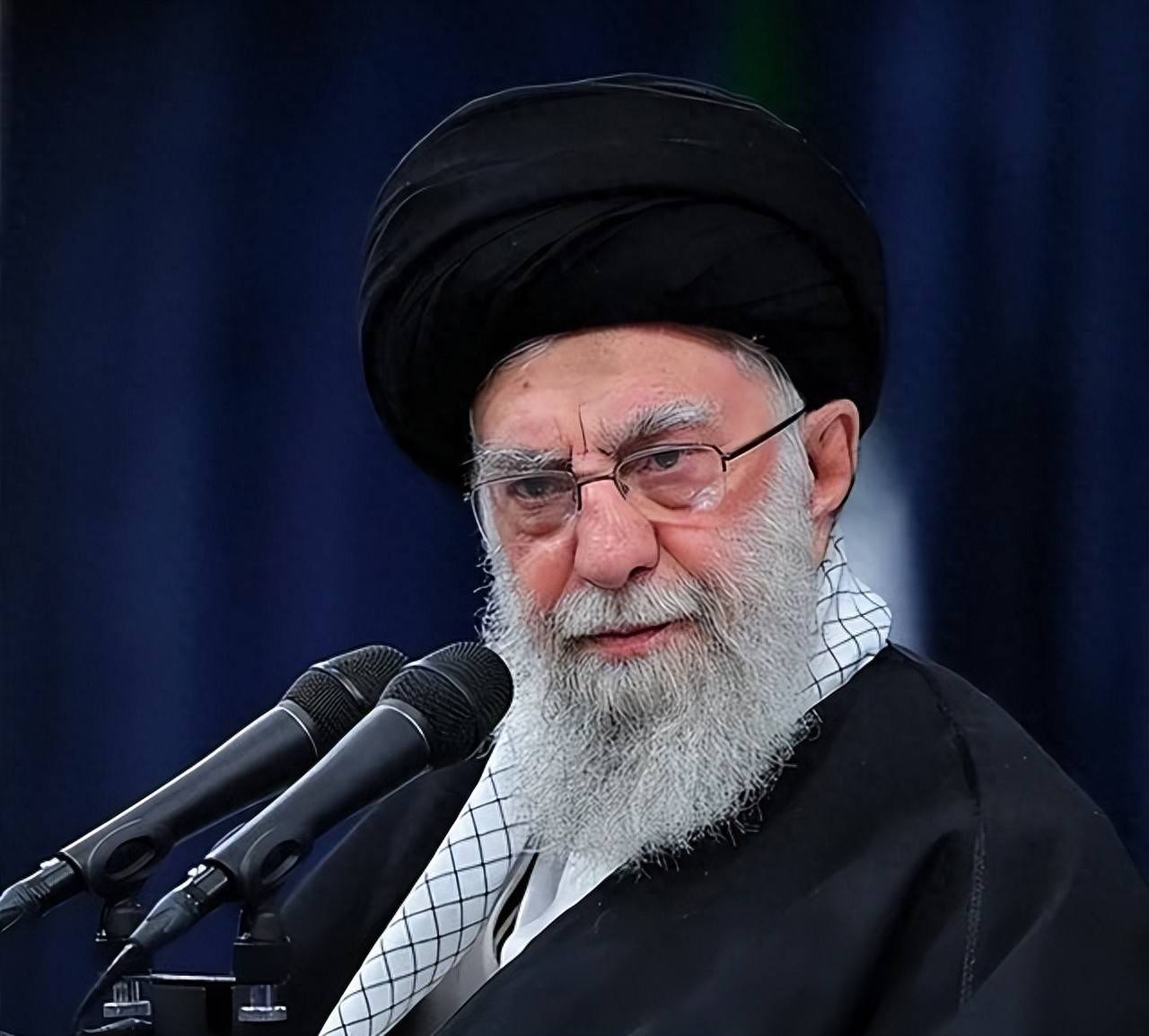 重写后的标题：解析抗美援朝历史，揭示中国在台海行动背后的深层