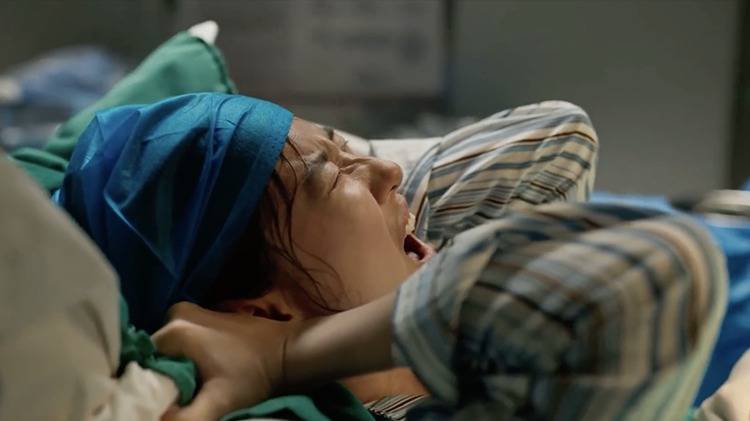 生孩子宫缩疼只是开始,顺产生孩子产妇要忍受哪五种疼痛?