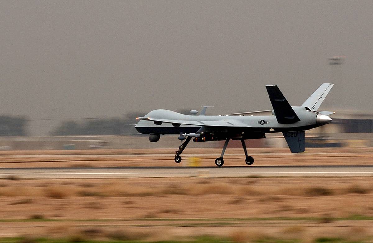 1天2架mq-9无人机坠毁,在中东被拖鞋军教训,偷窥中国更不在行