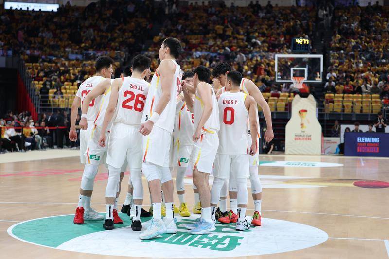 赵睿继续休战男篮12人名单不变 郭士强：客场难度更大