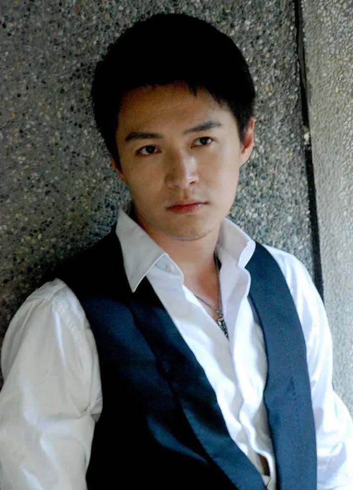 郑国霖:《隋唐英雄》中的"李世民",如今为了生计现身景区打工