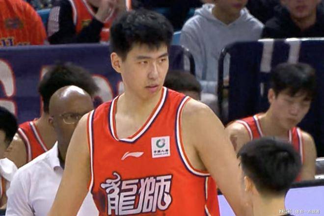 徐昕走对了！对阵旧主广东表现出色，篮下爆发打脸杜锋