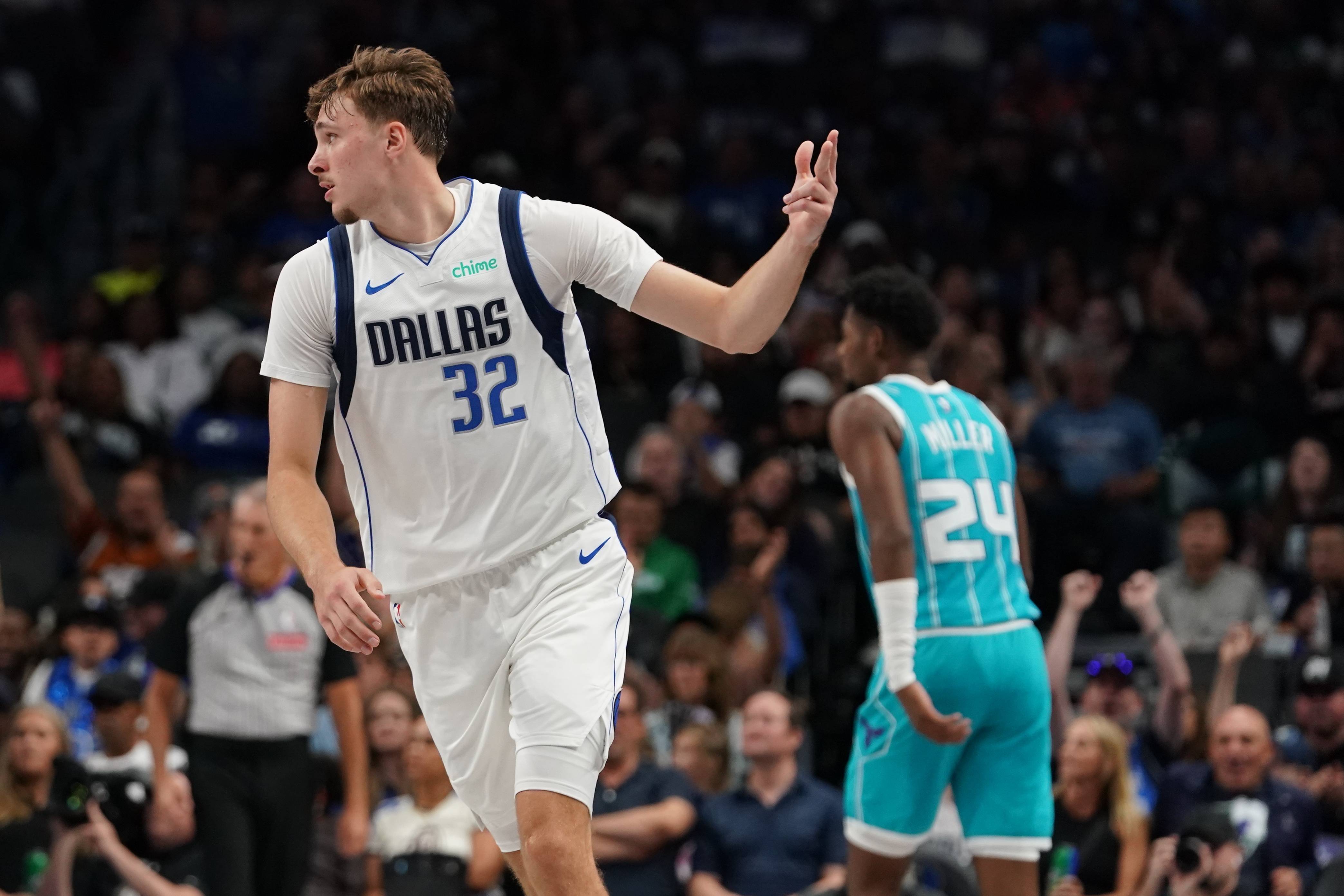 差1分创历史！独行侠状元弗拉格狂砍49+10，距艾弗森纪录仅一步之遥