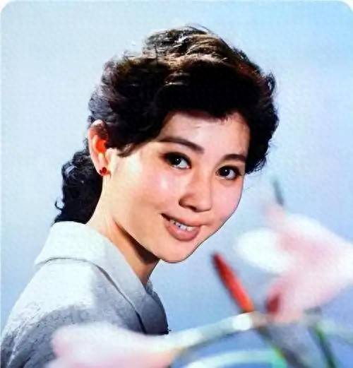 她美丽的像真由美,21岁嫁给廖有梁,一直被误会,其实有难言之隐