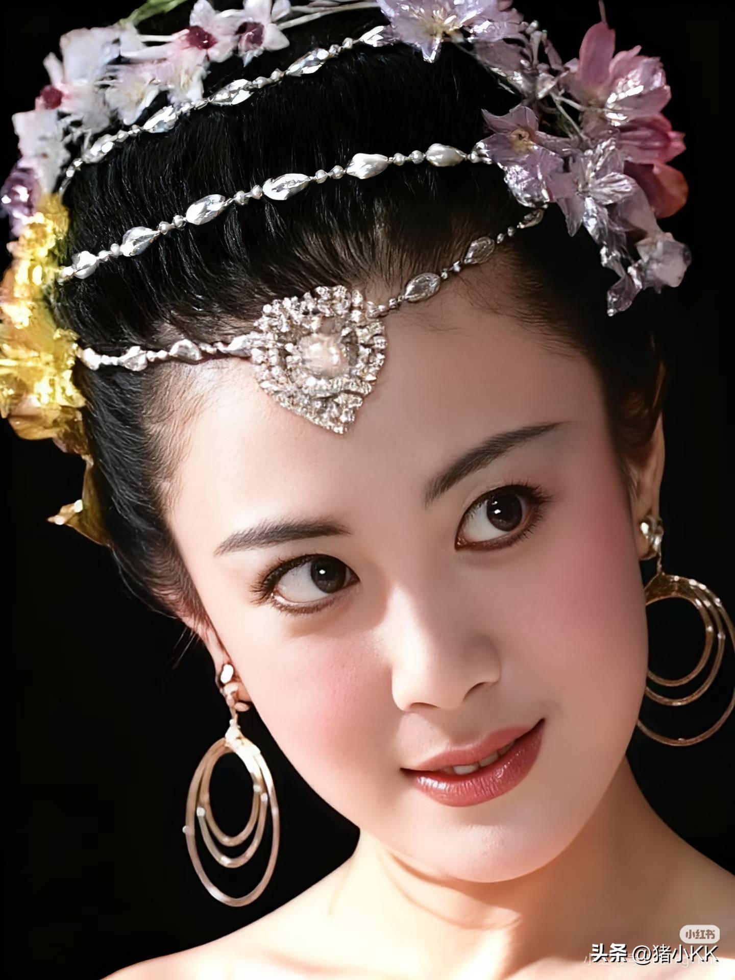 红楼女演员集体悼念何晴她们中有人失独有人嫁给了许亚军