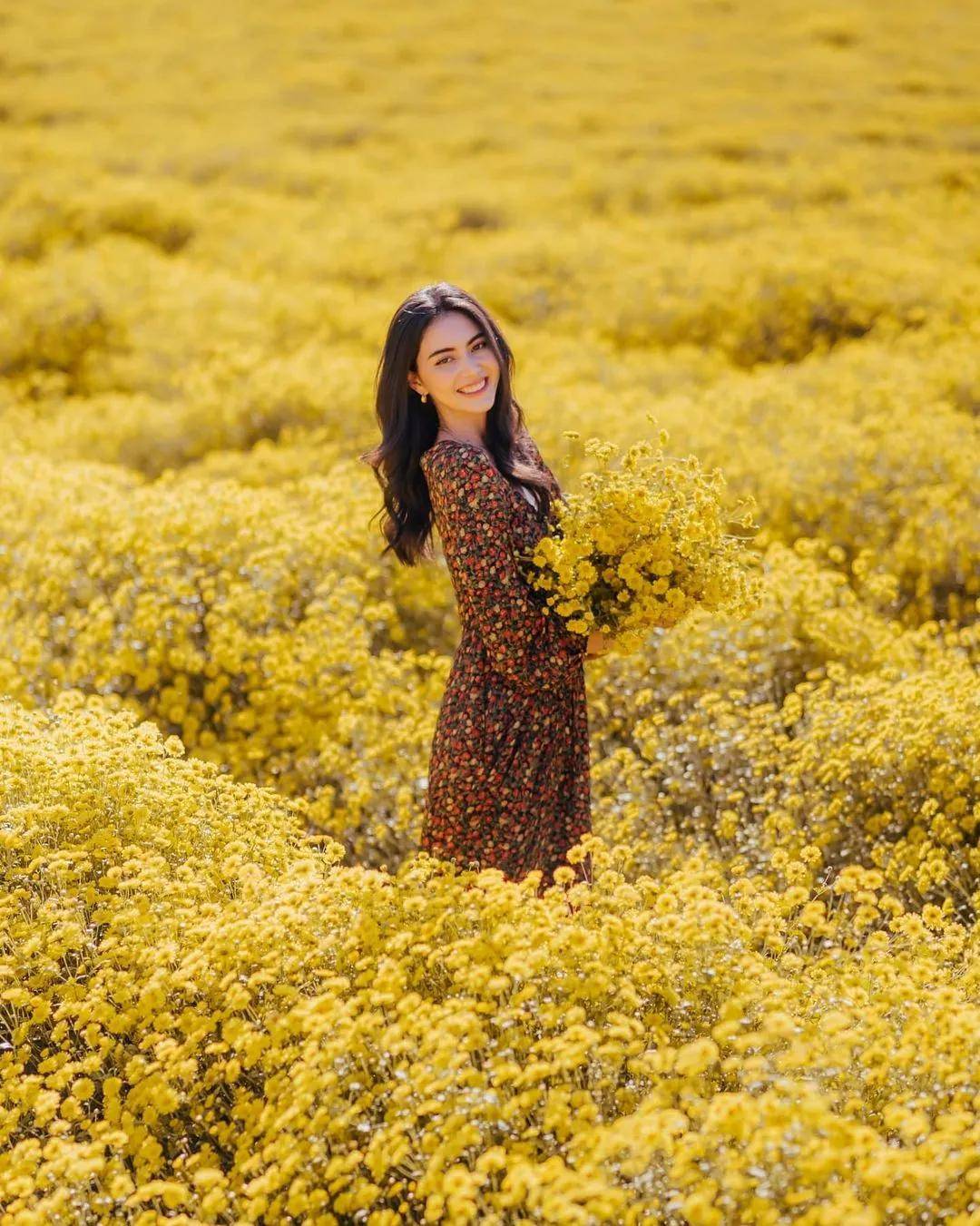 泰国美女:凹凸有致的曲线,漂亮精致的五官,性感迷人!