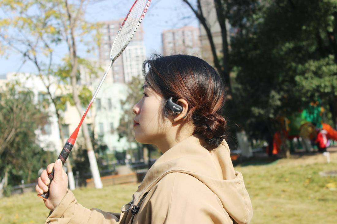 通勤党必看，无感佩戴的开放式蓝牙耳机雷登T9使用体验