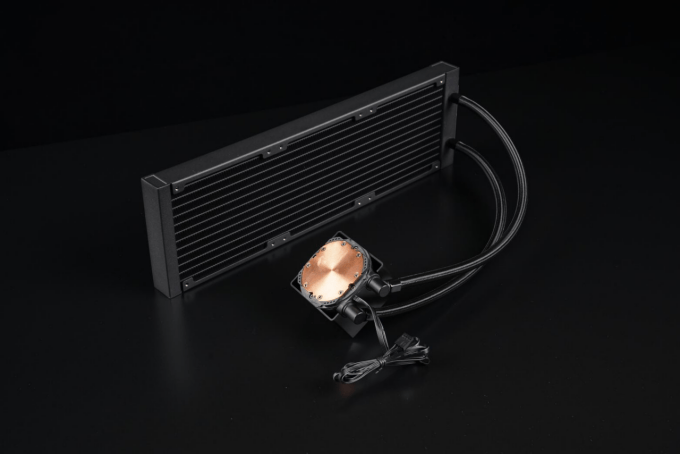 性能颜值性价比三重在线-zalman 思民ALPHA2 SE A36 水冷散热器