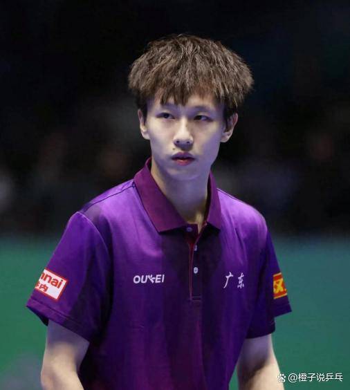 樊振东欧冠首秀18分钟速胜，模仿C罗Siu庆祝后害羞一笑，非常可爱