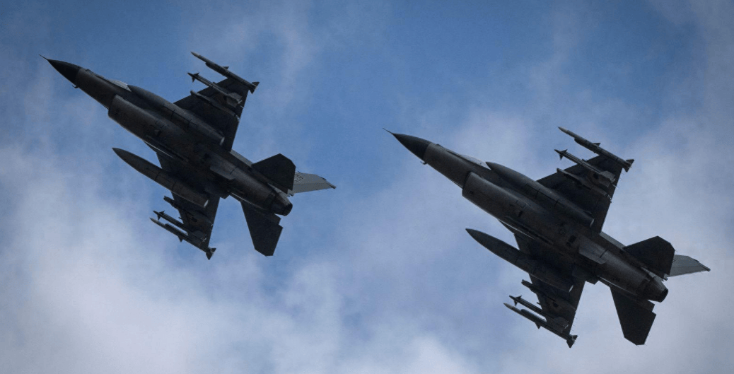 乌克兰F-16一战封神，拦截率直追100%，击落俄罗斯导弹就如探囊取物
