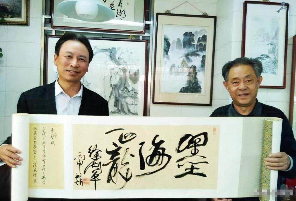 南京博物院前院长徐湖平家中成堆古董曝光:竟只有高中学历(图2)