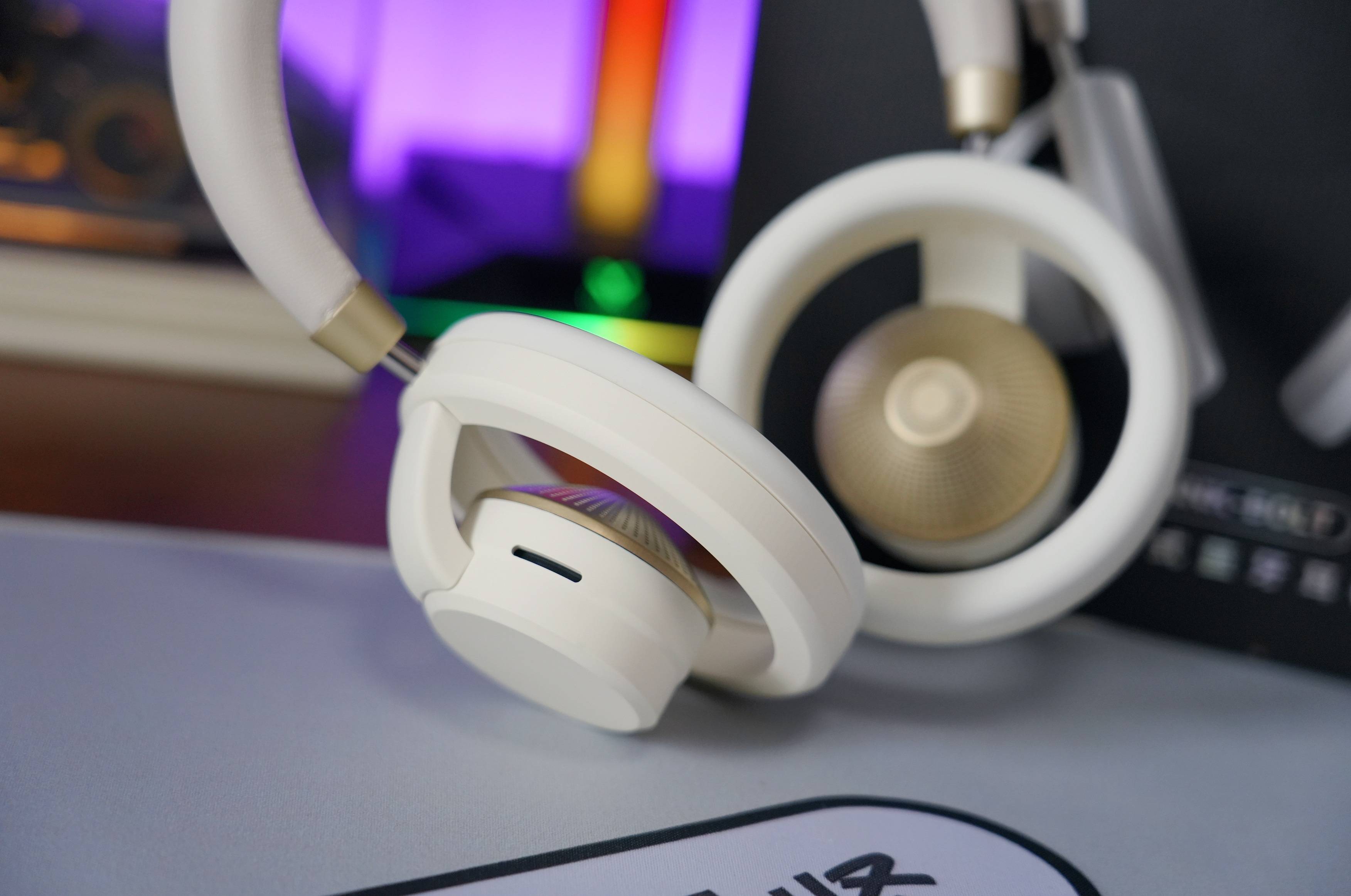 终于找到不闷耳、音质还顶的头戴耳机了——南卡Bolt真实体验分享