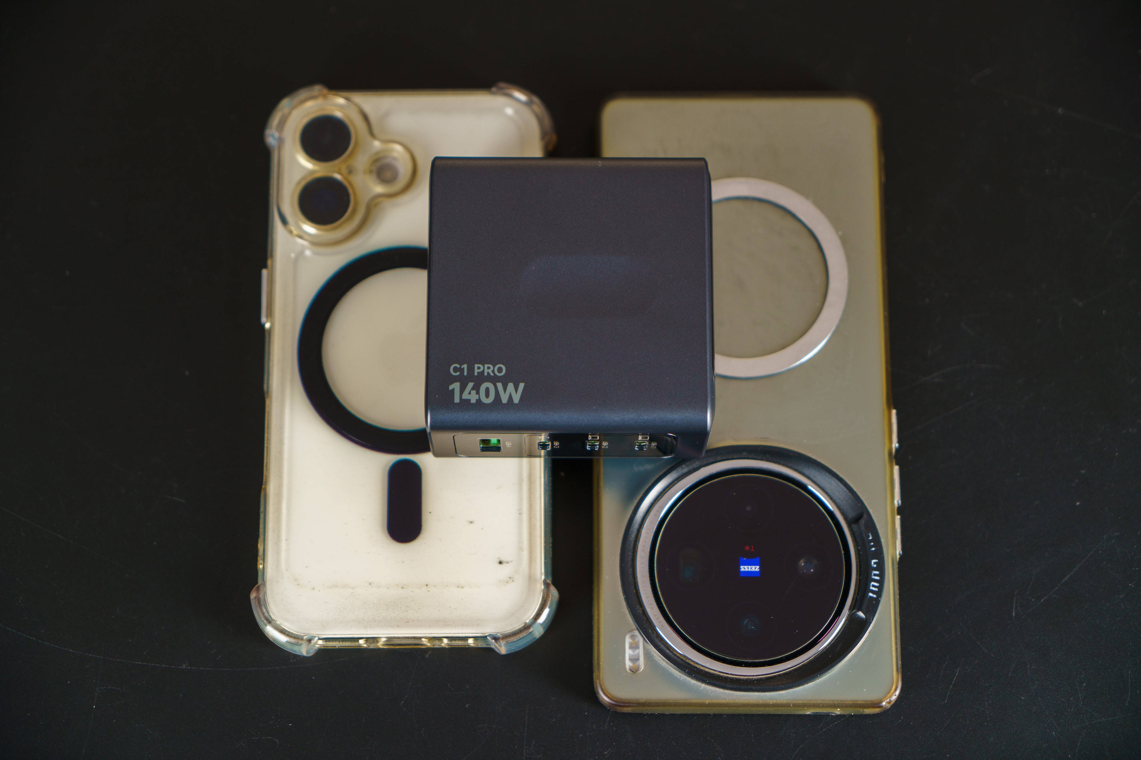 新品牌出的屏显氮化镓多口充电器值得买吗?海赛力C1 Pro体验分享