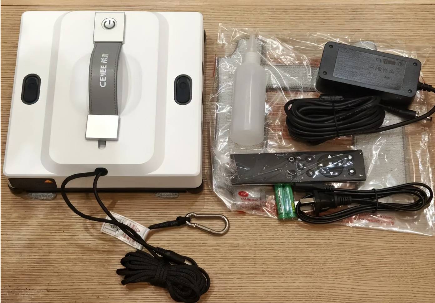 家用擦窗机器人哪款好？2026年擦窗机器人前十名排行榜推荐，体验近乎“完美”