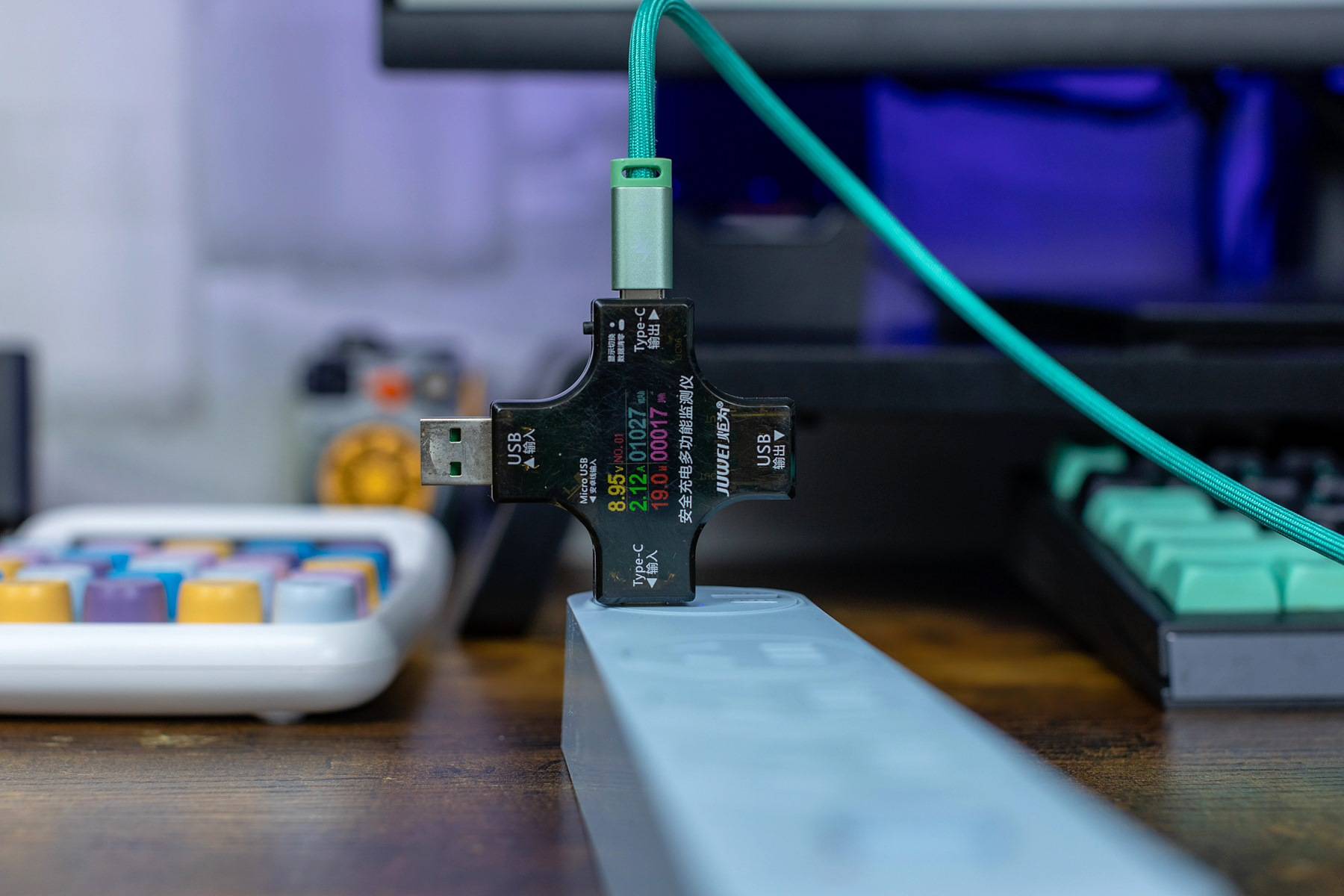 奥睿科小瘦条插排，让我的桌面线缆不再杂乱不堪